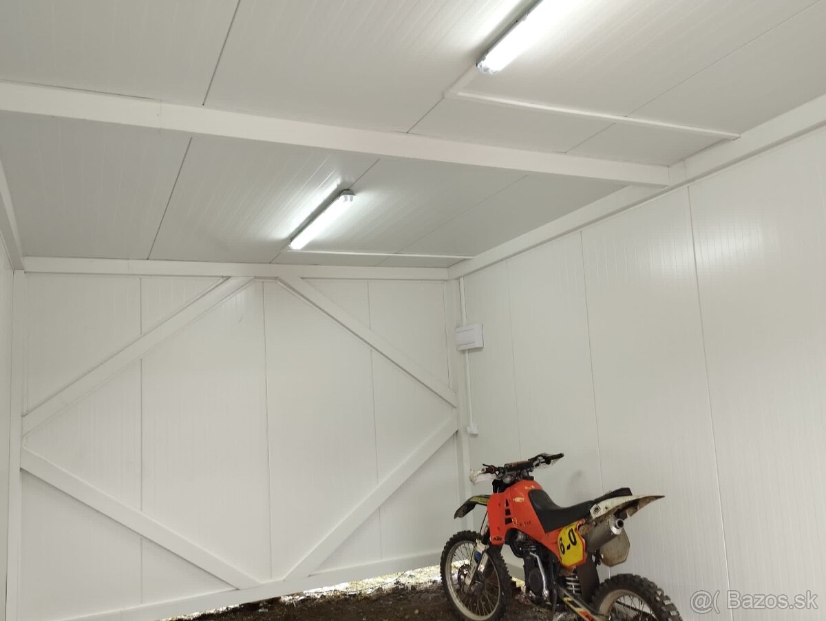 Kontajner Garaže s PIR sendvičový panelou 6x3 výška 3metre - 5