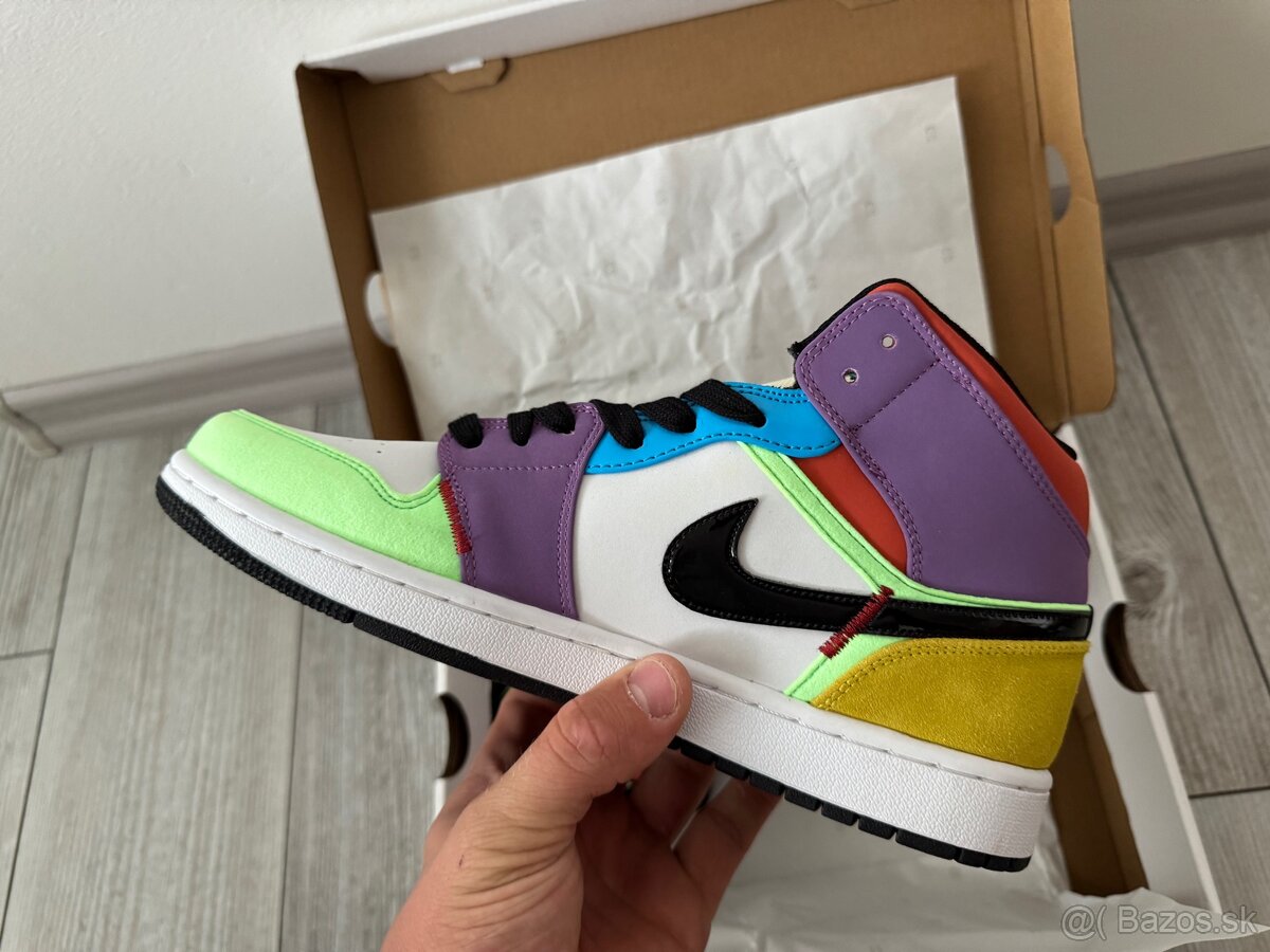 Air Jordan 1 Mid SE Lightbulb - 5