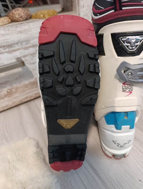 Dynafit tlt6 vel.24.5/38 - 5