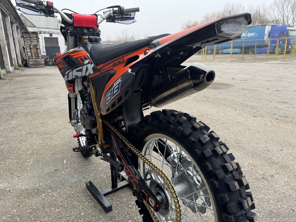 Enduro Asix XB88 250cm3 0 kilometrov