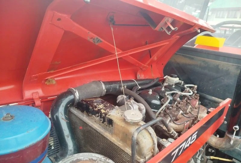 Predám traktor Zetor 7745 s TP a SPZ - 5