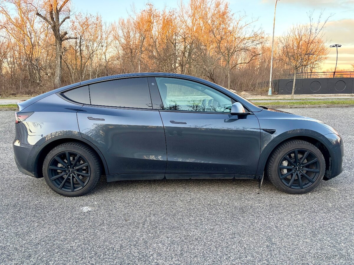 Tesla Model Y LR 2022 zimné+letné SOH 94% - 5