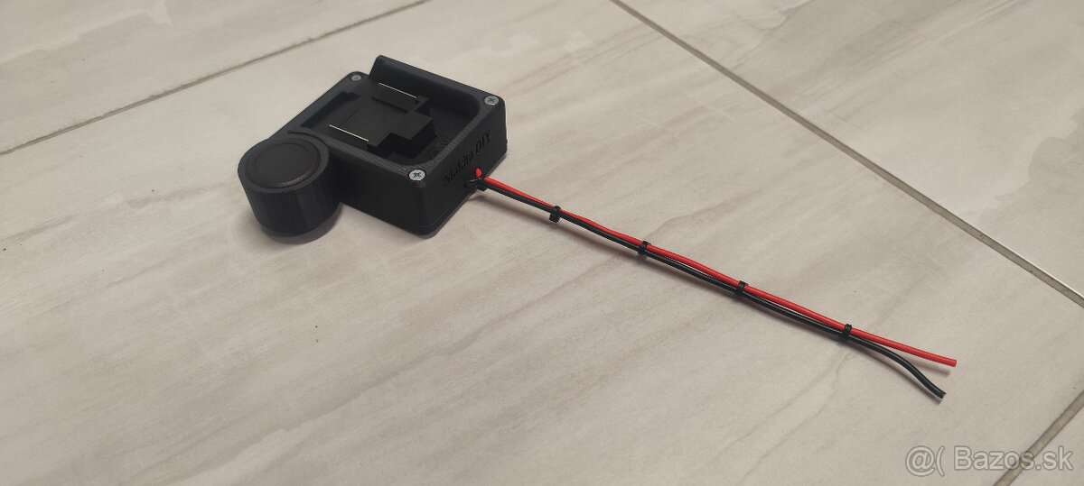 Adaptér batérie makita 18V s voltmetrom ( Hranatý/Okrúhly ) - 5