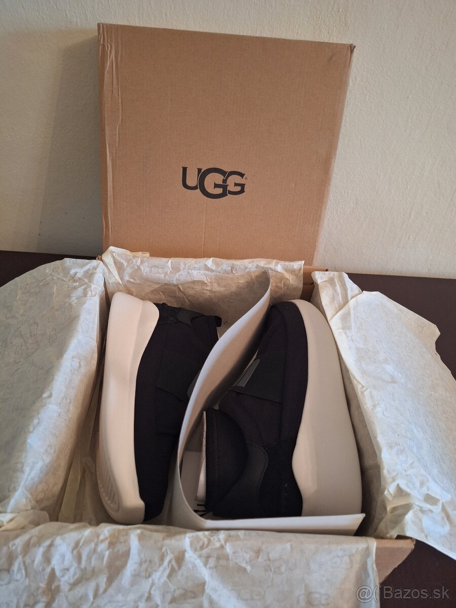 UGG Sneaker Black veľkosť 38 - 5