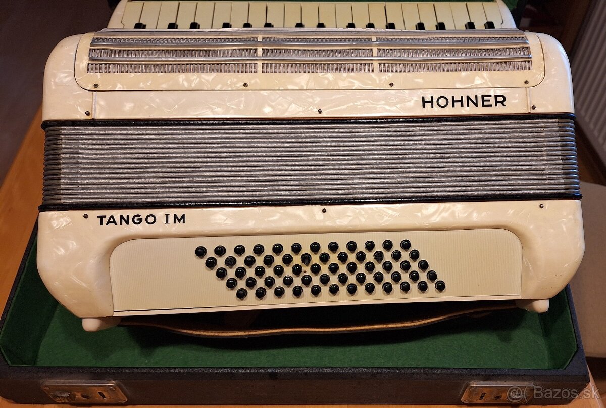 Akordeón HOHNER Tango IM - 5