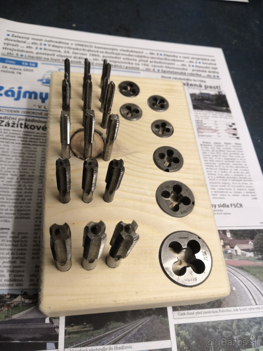 P:staré závitníky čssr sada M1 - 5