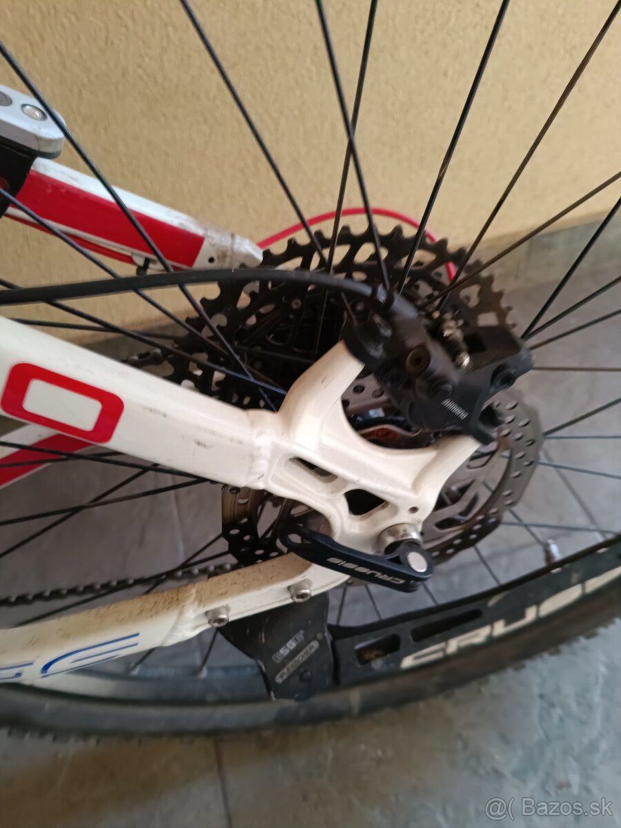 Crussis e - Largo 9,6 M modro červená 2021 - 5