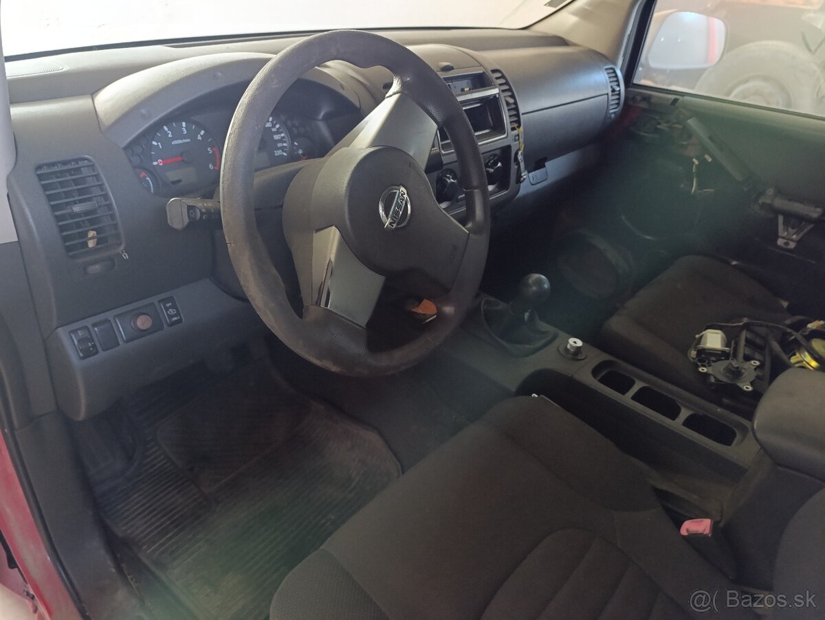 Nissan Navara 2.5dci - 5