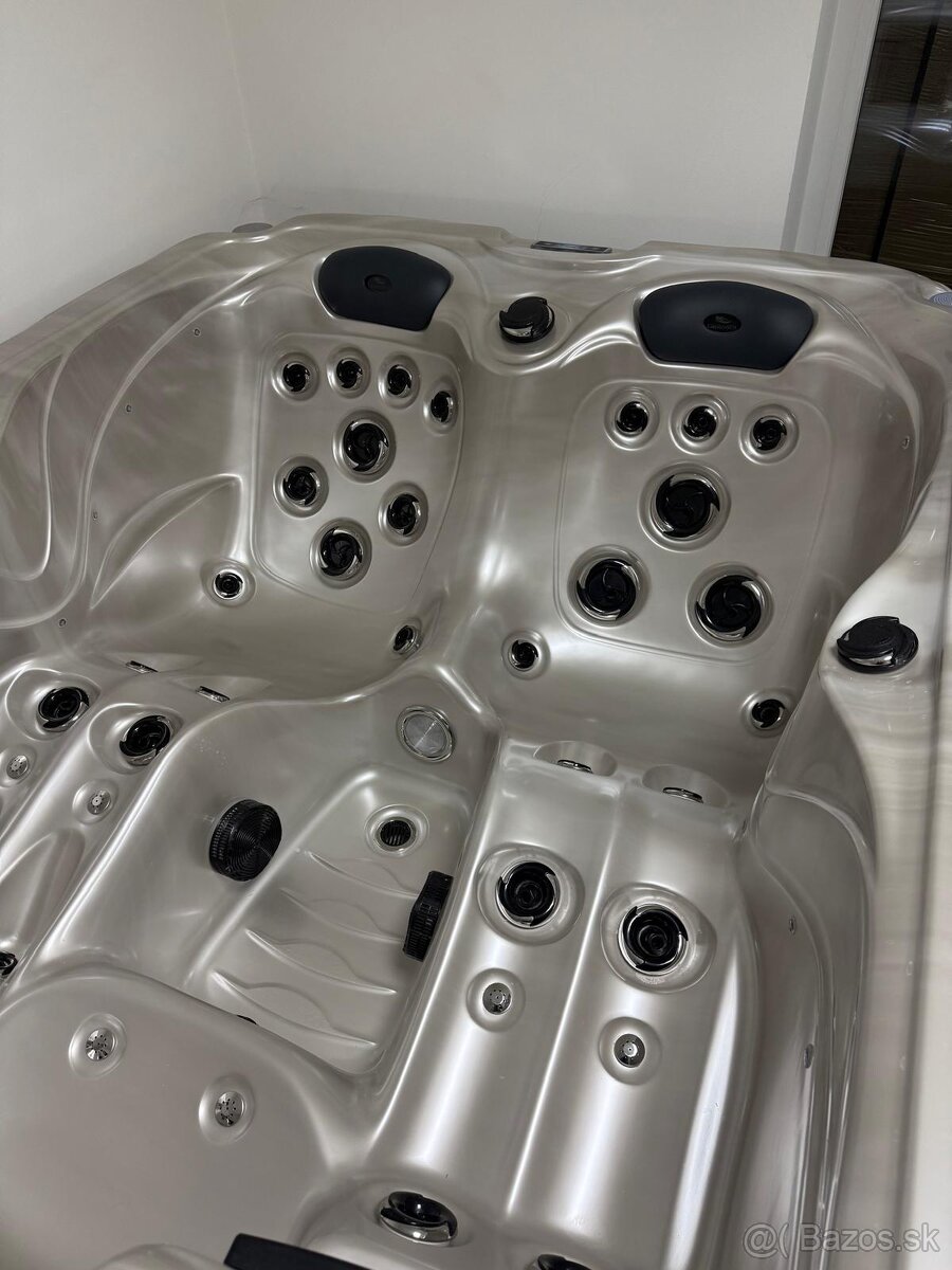 OPRAVA VÍRIVKY A SAUNY - 5