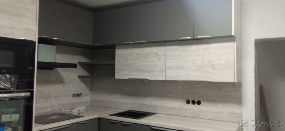 Vstavaná kuchyňa, skrine - 5