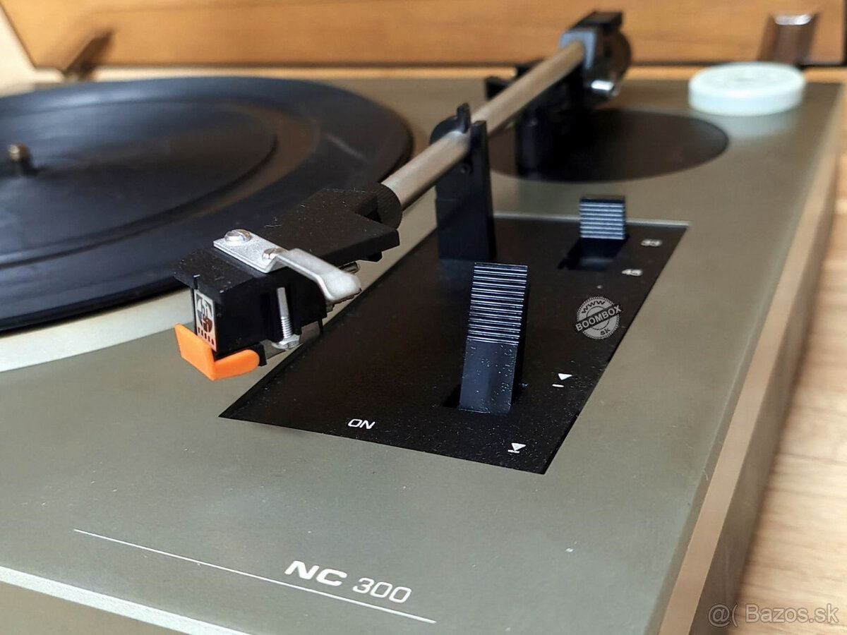 Gramofón Tesla NC300 - 5