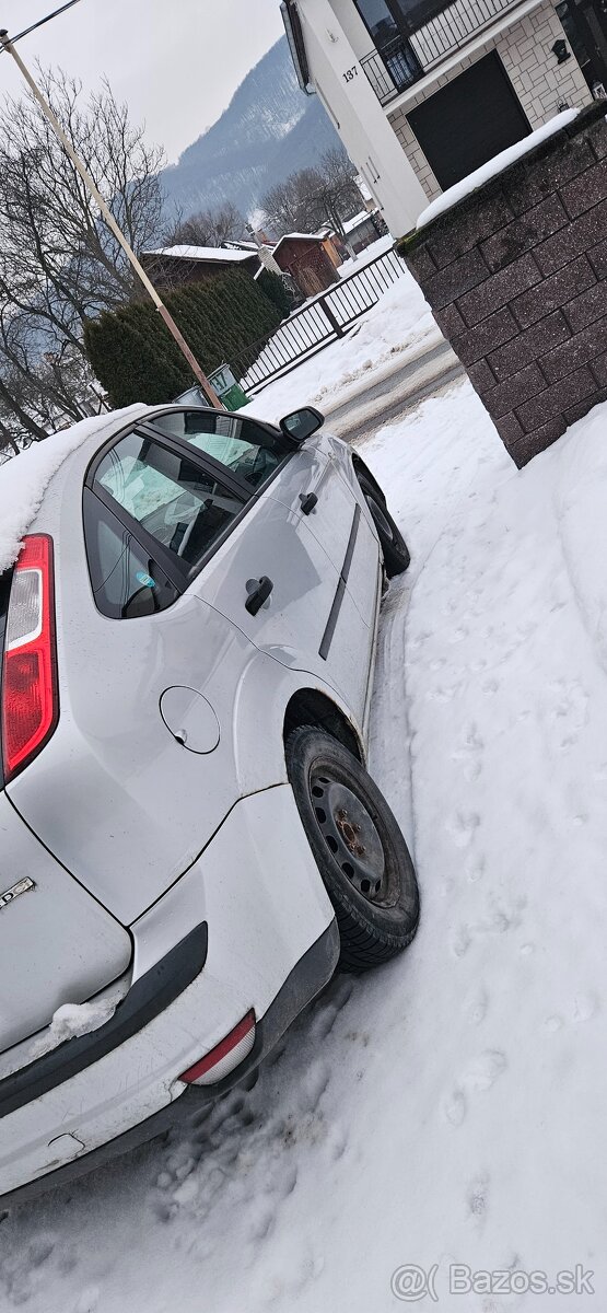 Rozpredám Ford Focus mk2 1.6 tdci 66kw - 5