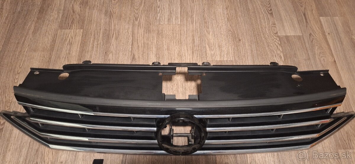 Passat B8 predna maska grill z modelu 2022 B8.5 chrom - 5