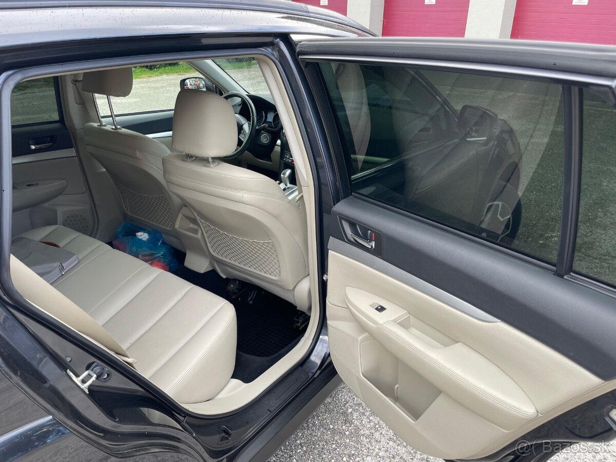 Subaru Legacy Outback 2,0 D CVT 150k - 5