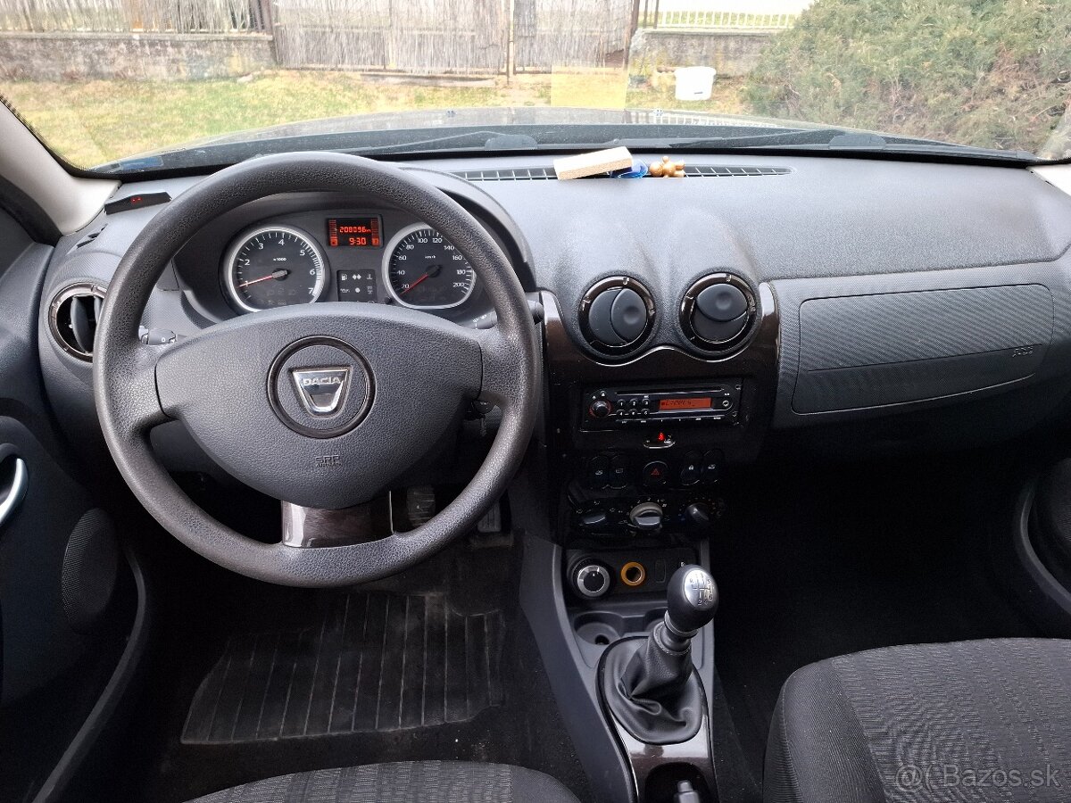 Predam Dacia Duster 1.5dci 4x4 - 5