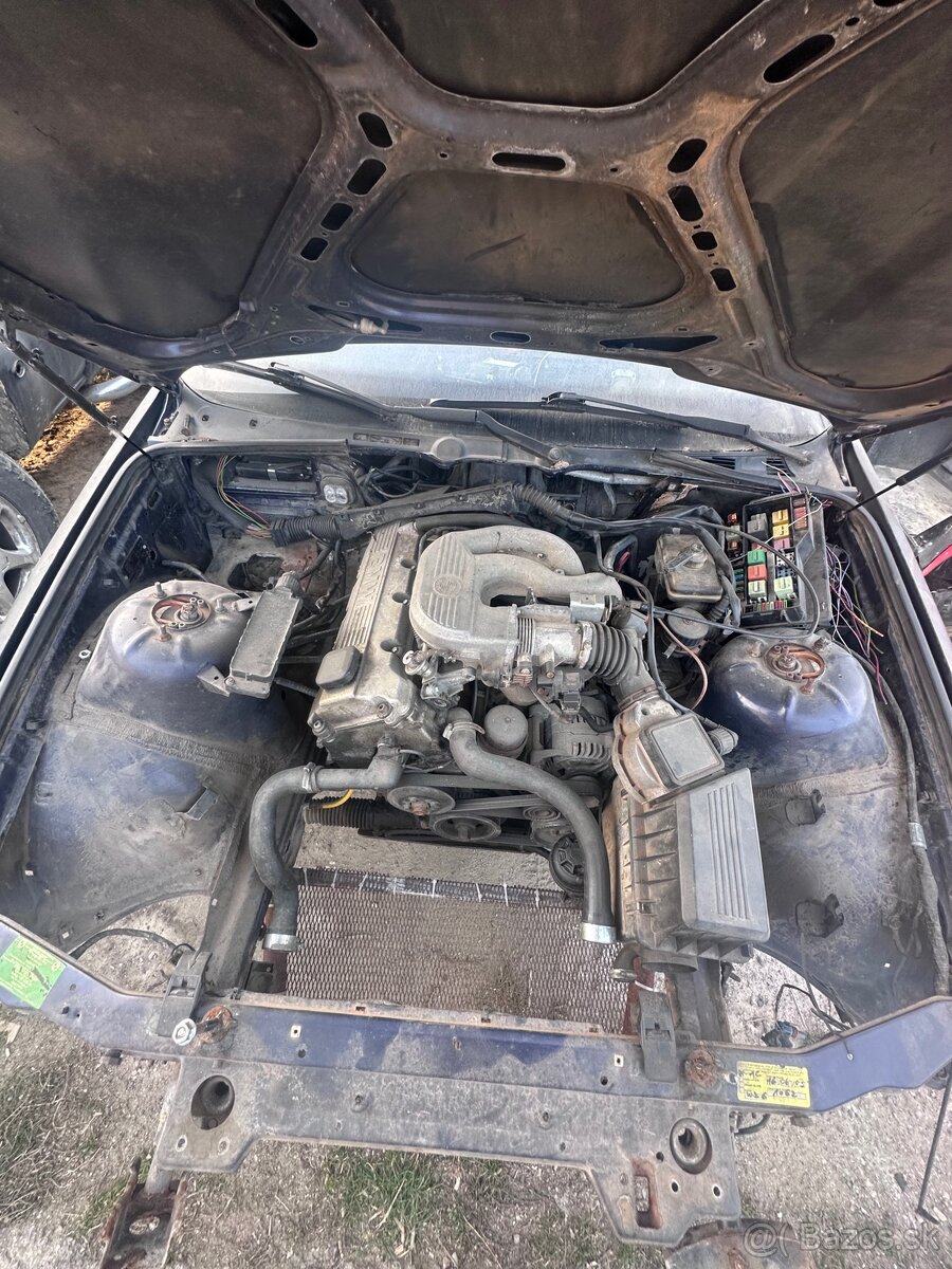 BMW E36 compact 1.8 - 5
