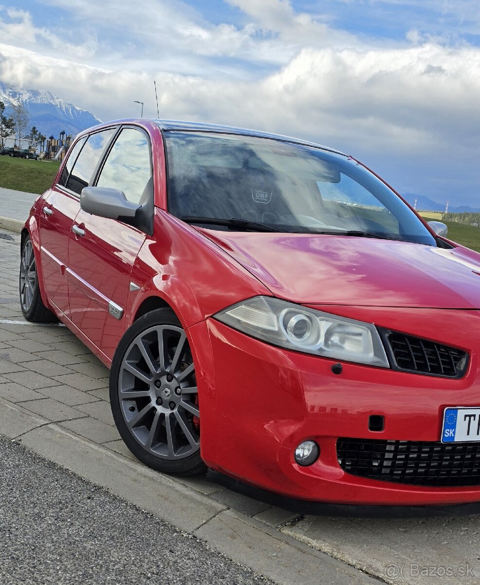Predám Renault Megane RS 2.0T - 5