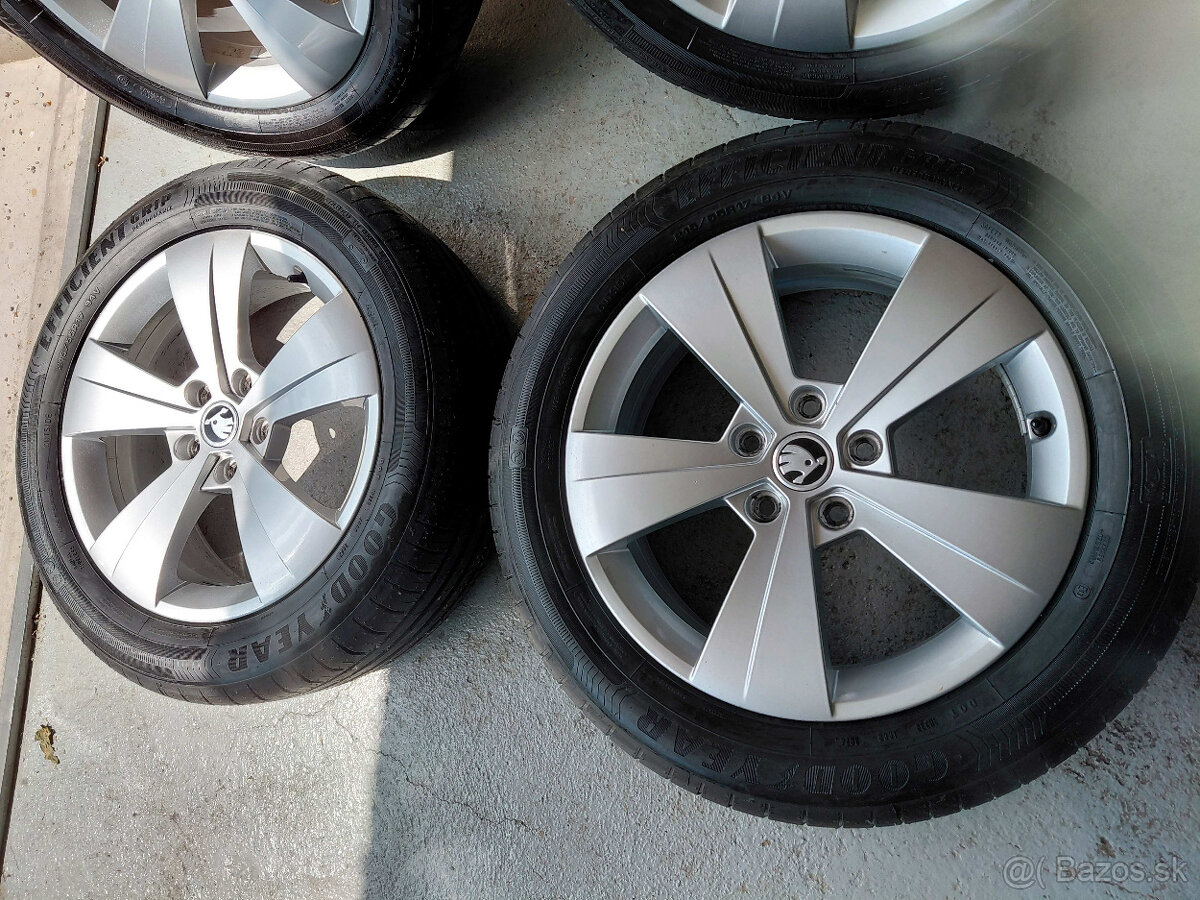 17" Skoda Superb - 215/55R17 - 5