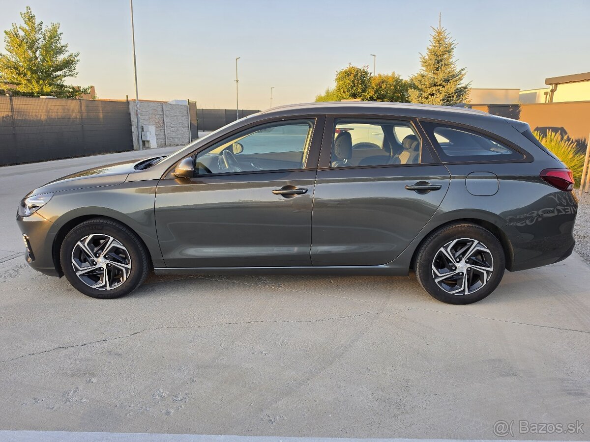 Hyundai i30 CW 1.6CRDi automat - 5