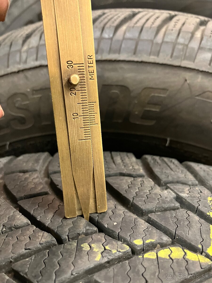 Zimne Bridgestone Blizzak LM005 215/65 R17 - 5