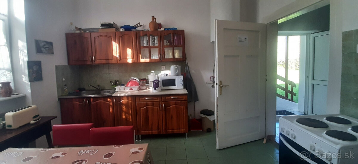 Krásna príroda, pokojný život, dom v obci Pere, Maďarsko - 5