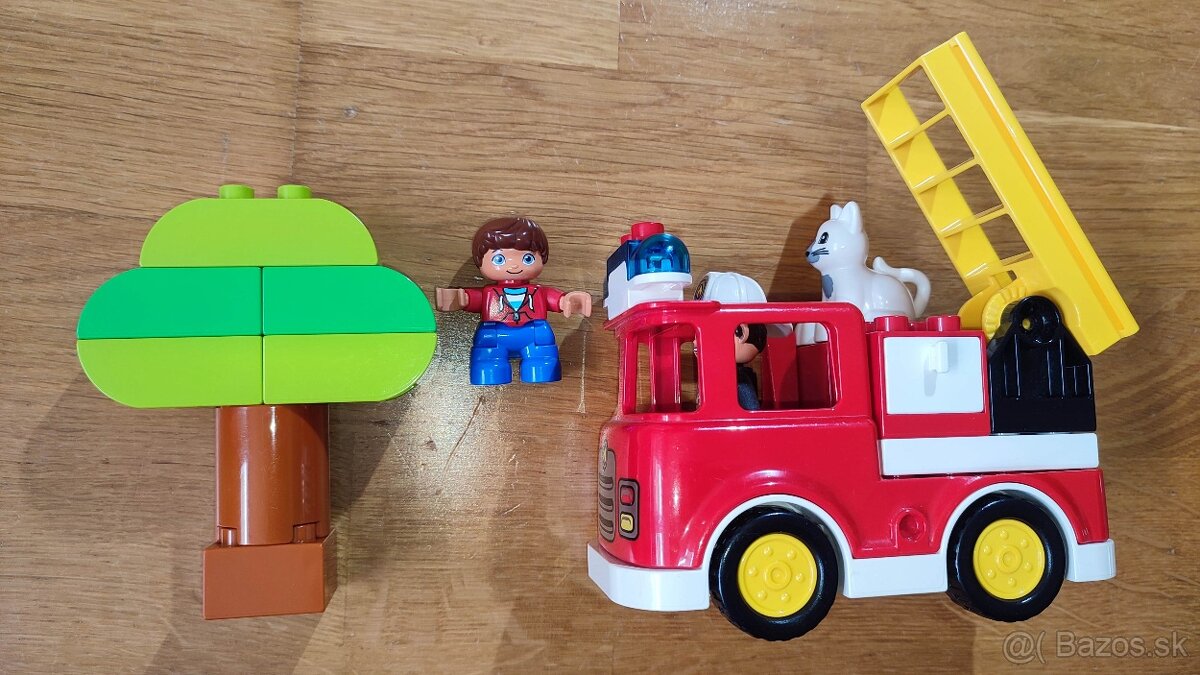Lego Duplo 10901 Hasičské auto - 5