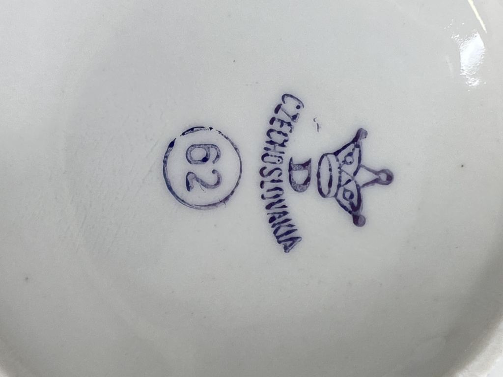 vintage ľudové šálky ovocie - 5