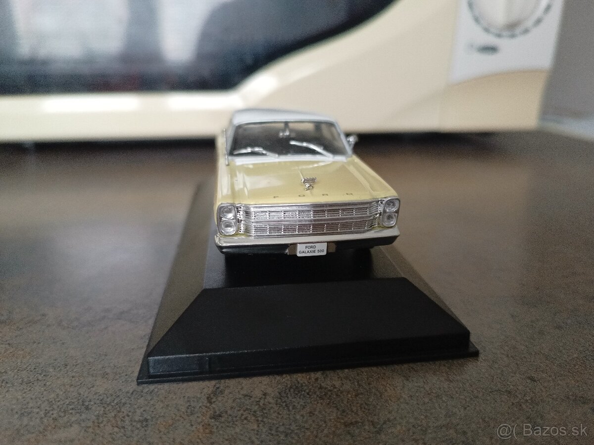 1:43 Ford Galaxie 500 1957 - 5
