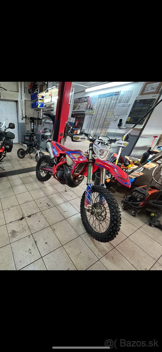 Bezo 300 rr racing