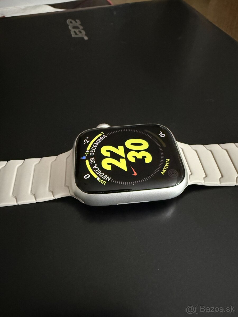 Predám Apple watch 9 starlight 45mm 100% - 5