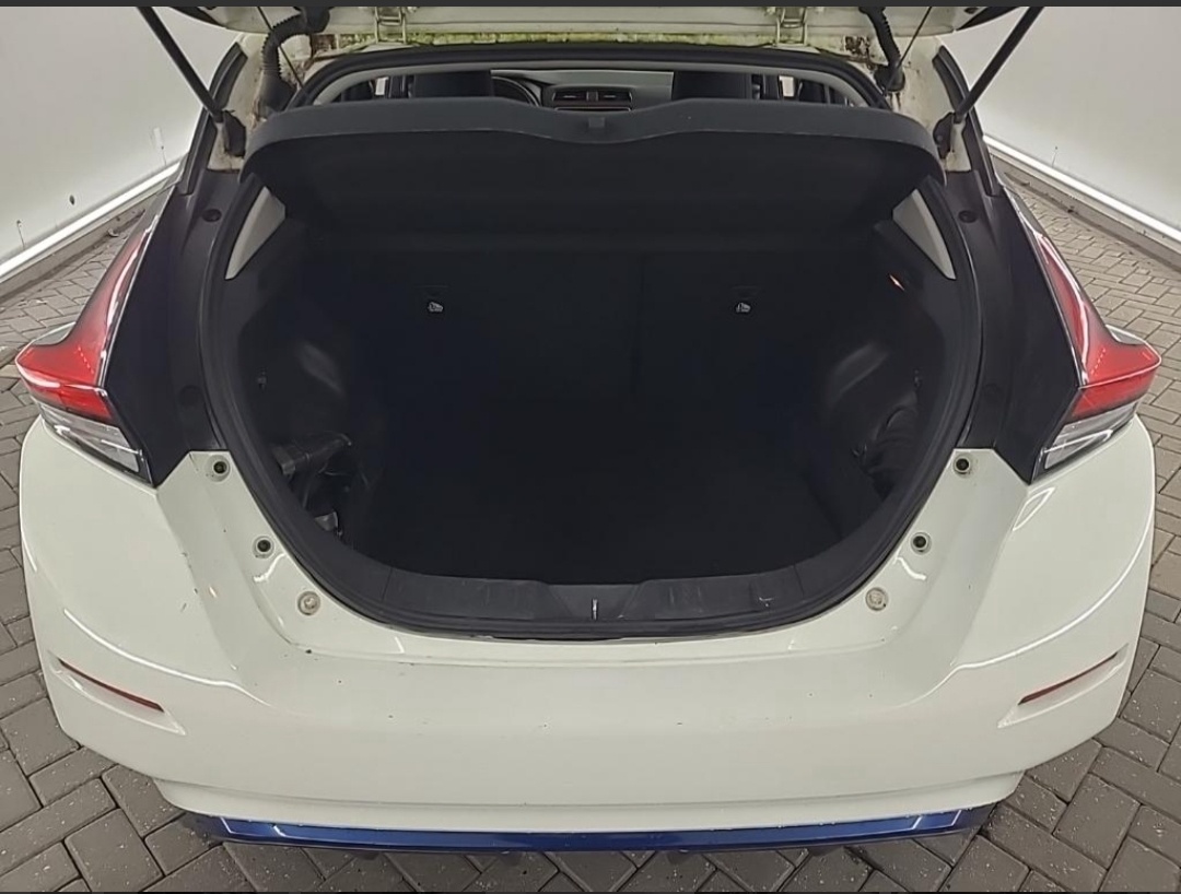 Nissan leaf 40kwh Acenta - 5