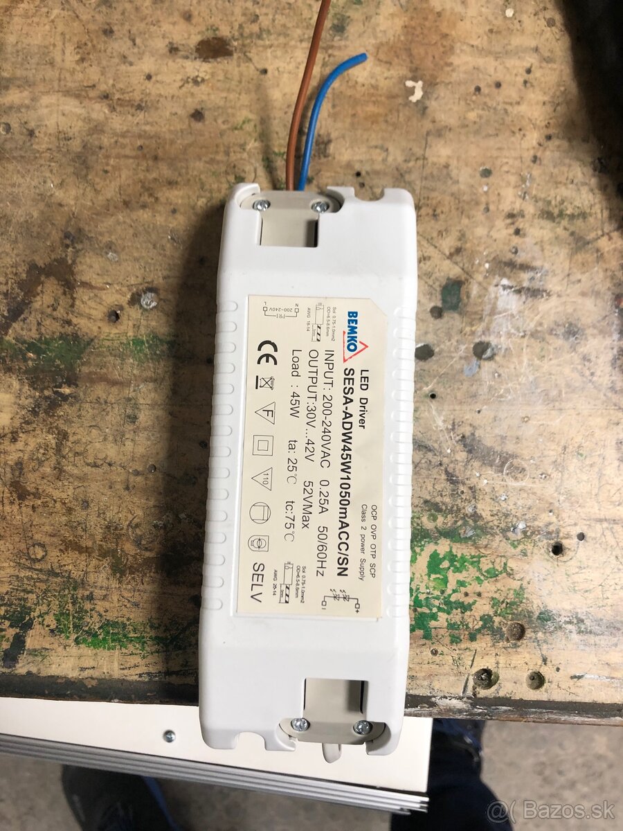 Led svetlo 60x60 4000K 45w - 5