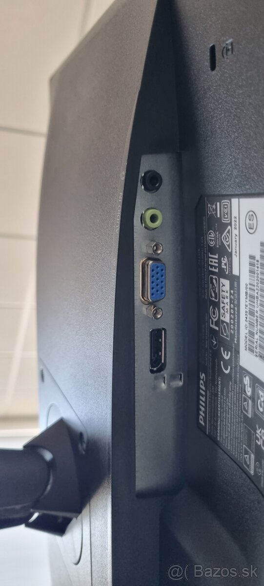 Predám monitor Philips 241S4LCB - 5