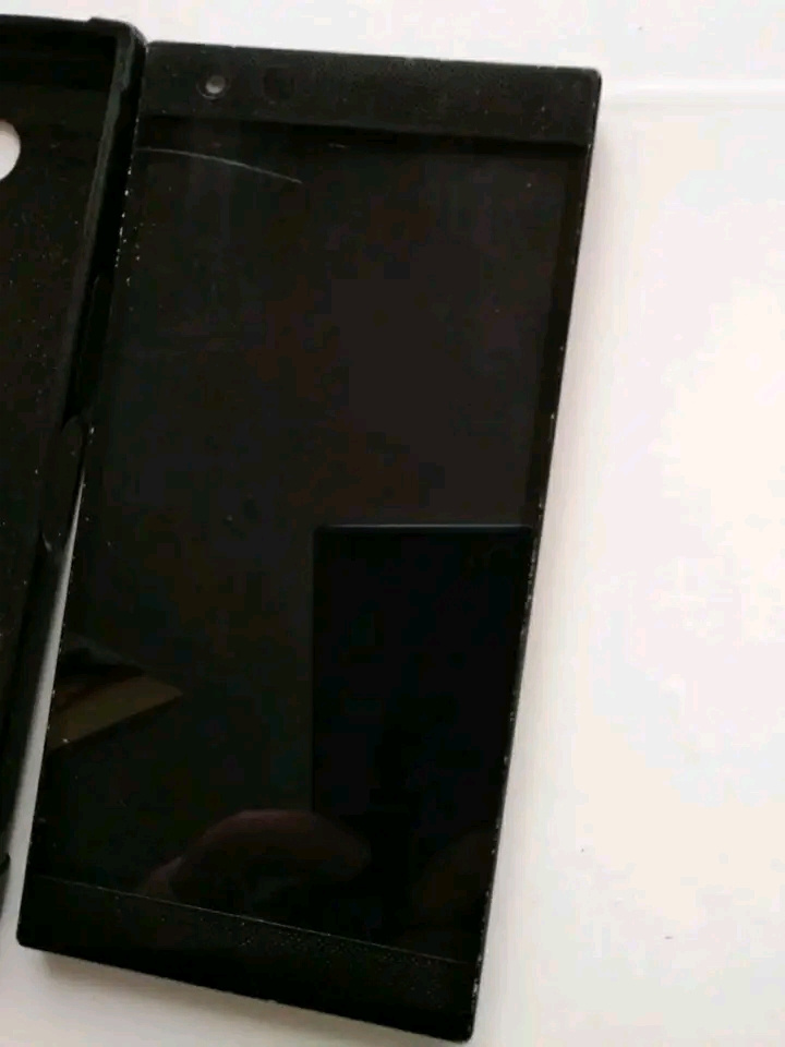 Razer Phone 2 herní - 5