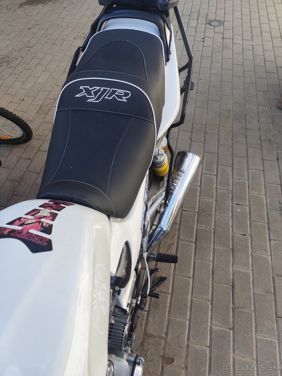 Yamaha XJR 1300 - 5
