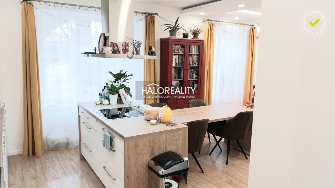 HALO reality - Predaj, trojizbový byt Komárno - 5