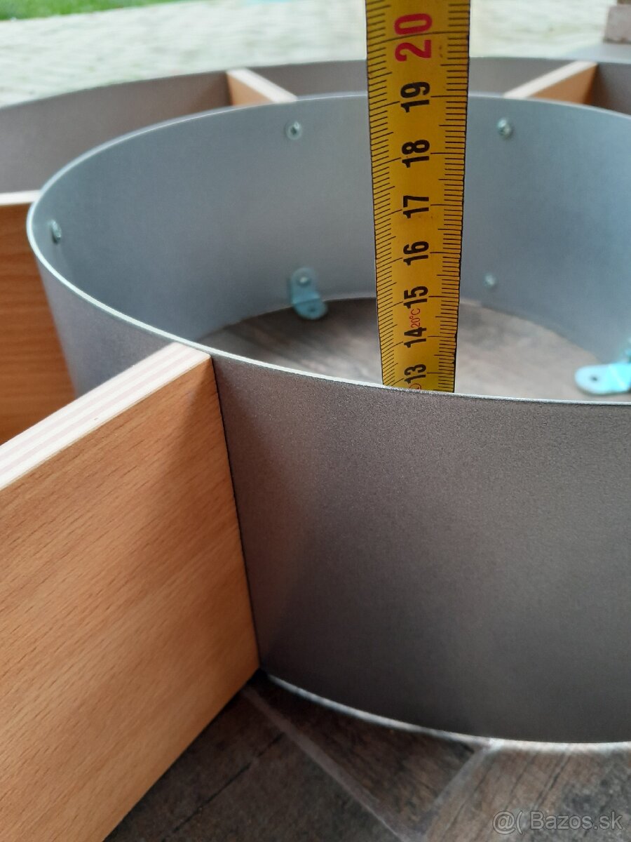 Polička, knižnica - 5