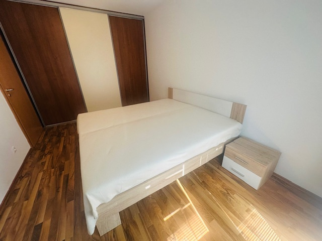 Ružinov - 2 izbový zariadený byt pri Avione - 5