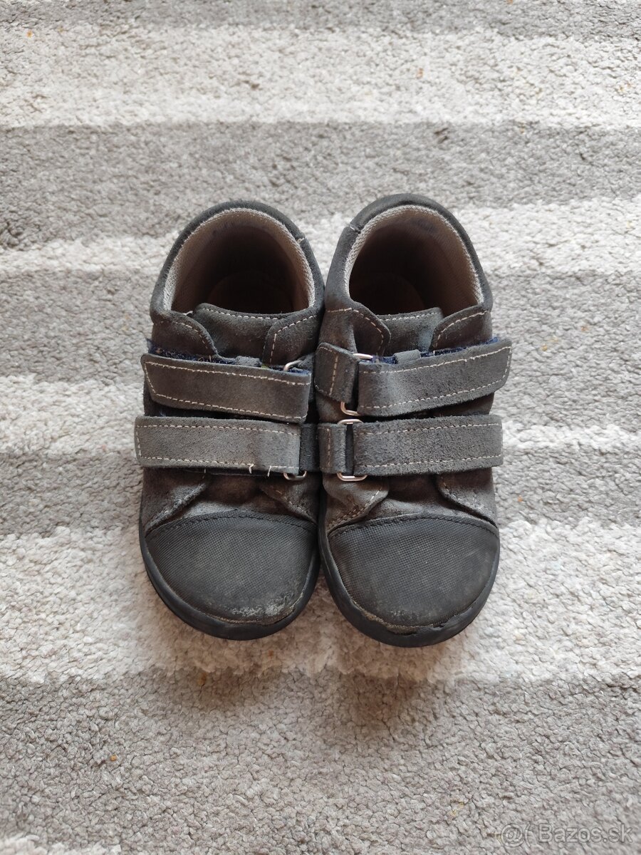 Darujem mix topánok 23-28 - 5