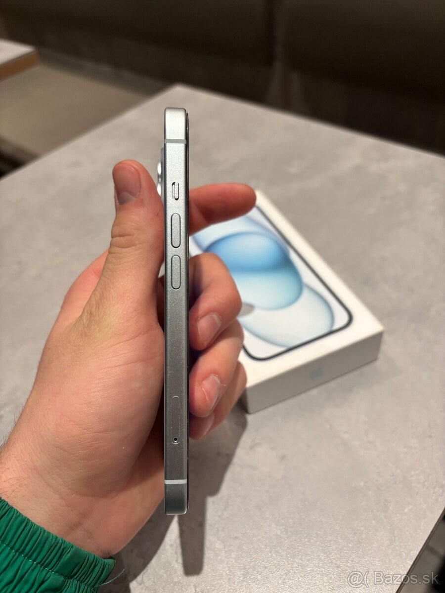 iPhone 15 - 5