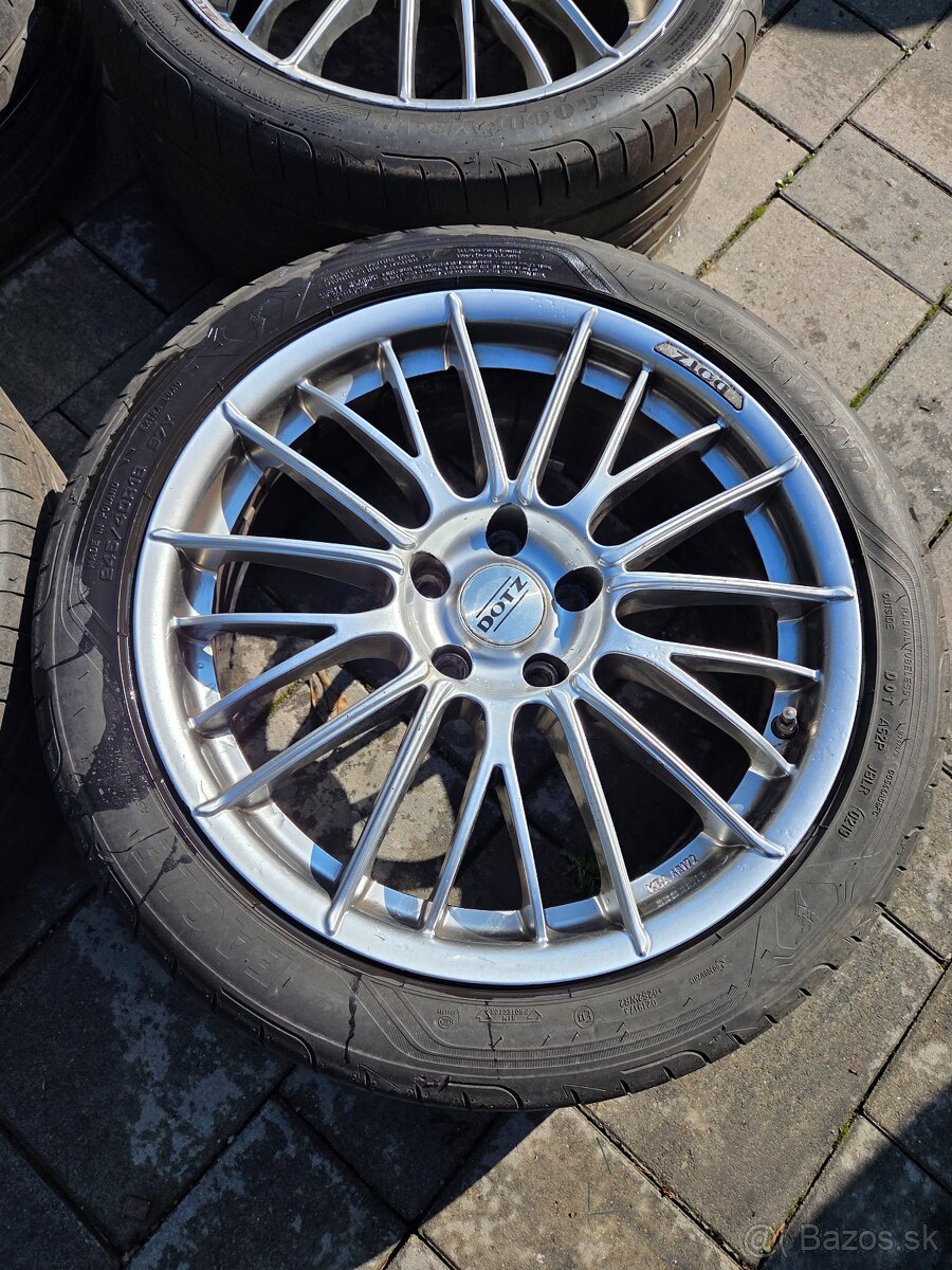 5X112 R18 Dotz Letna sada 245/40 R18 - 5