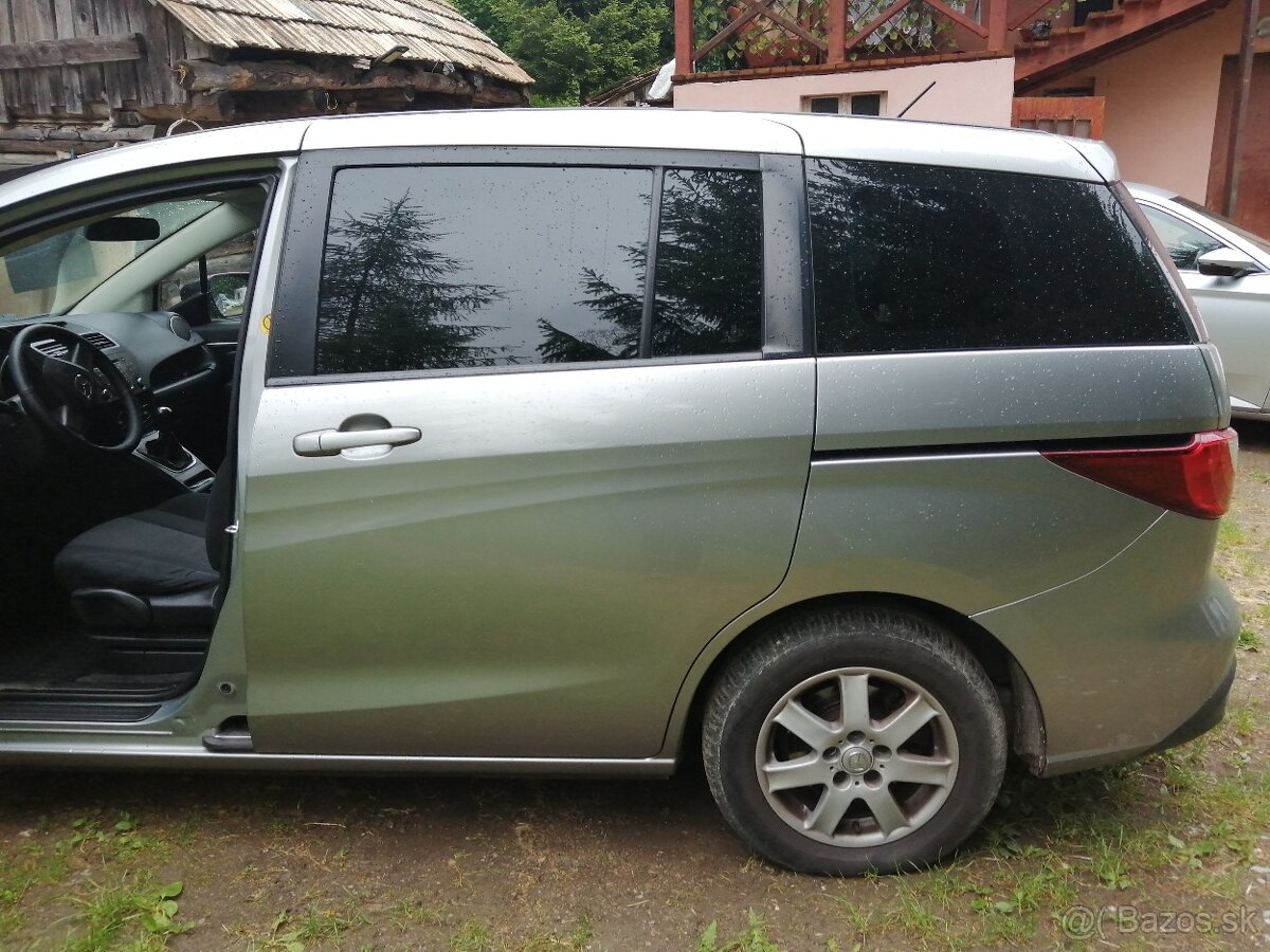 Mazda 5 - 5
