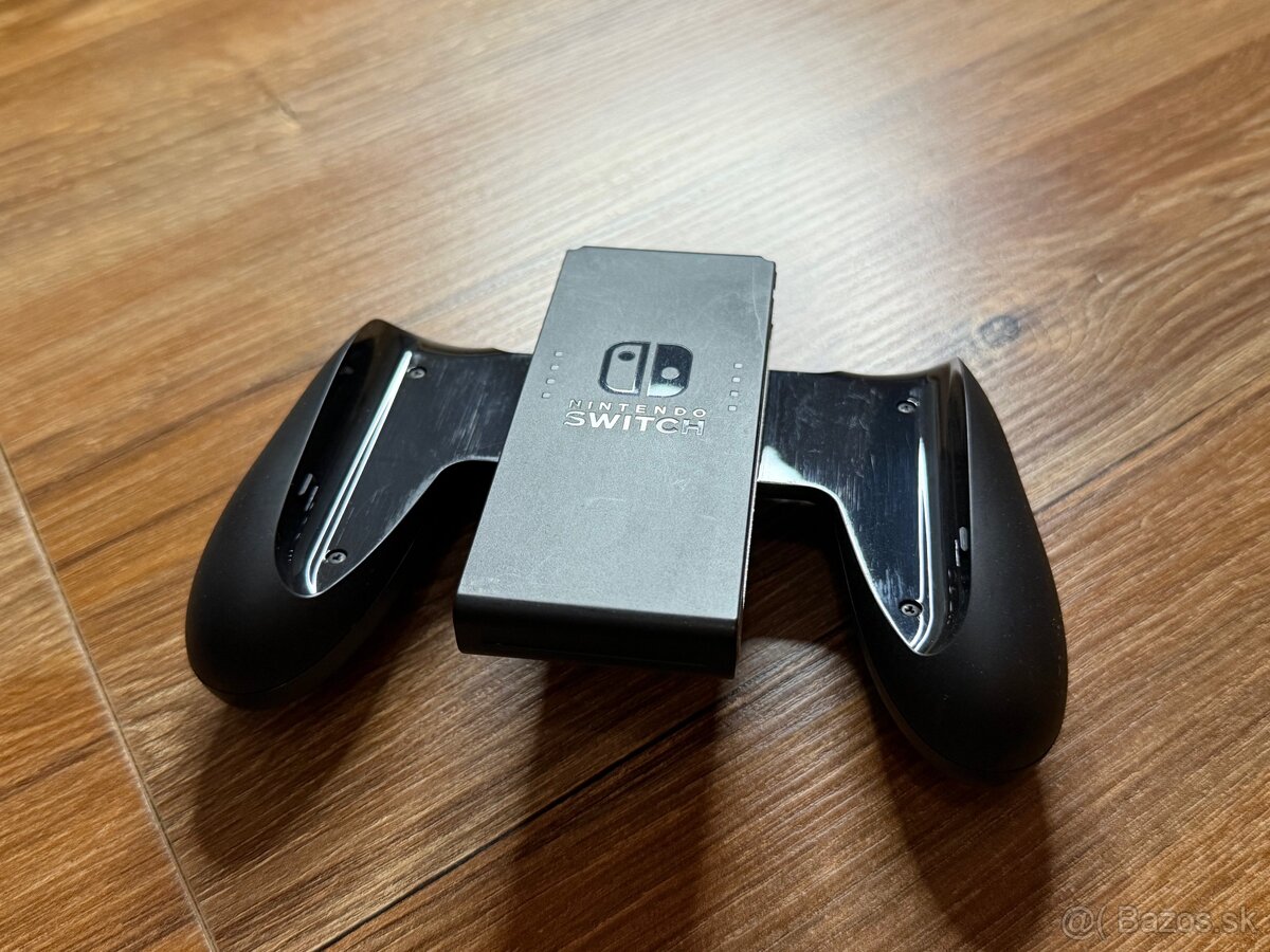 Originál Joy-Con Grip na Nintendo Switch - 5