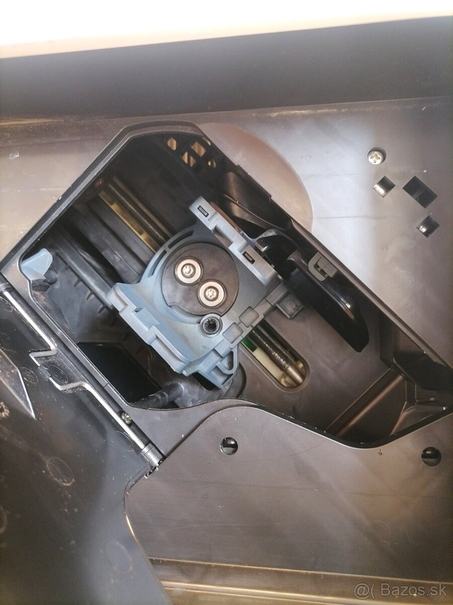 Automatický kávovar DeLonghi ECAM 23.210 - 5