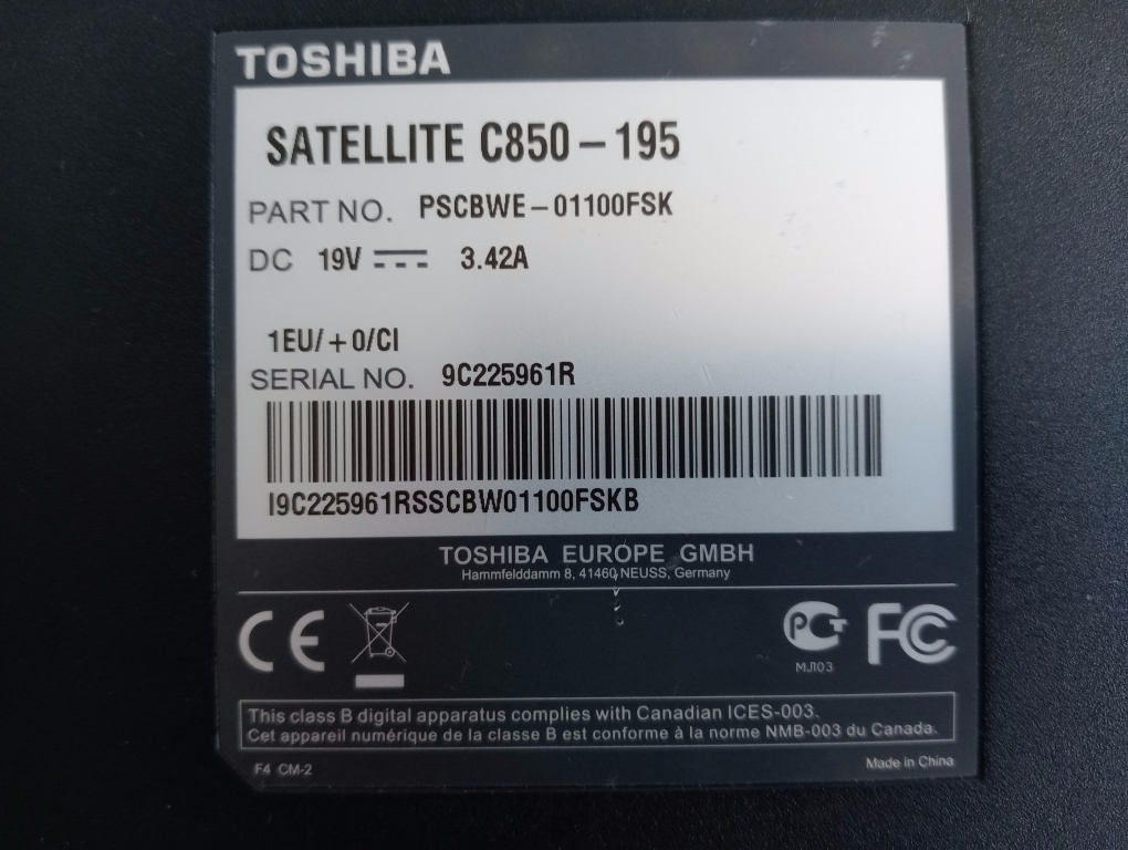 rozpredám notebook Toshiba satellite C850 - 5