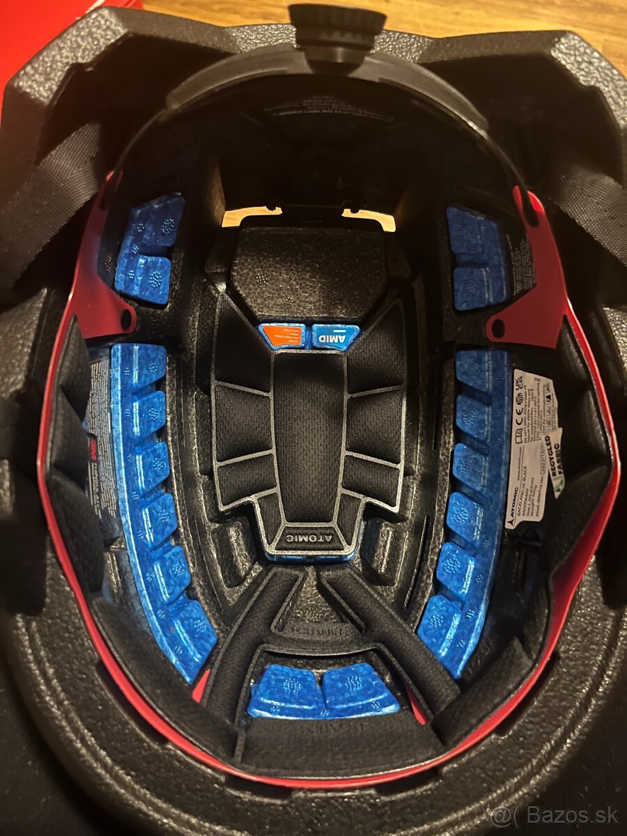 Predám lyžiarskú helmu Atomic Backland UL - 5