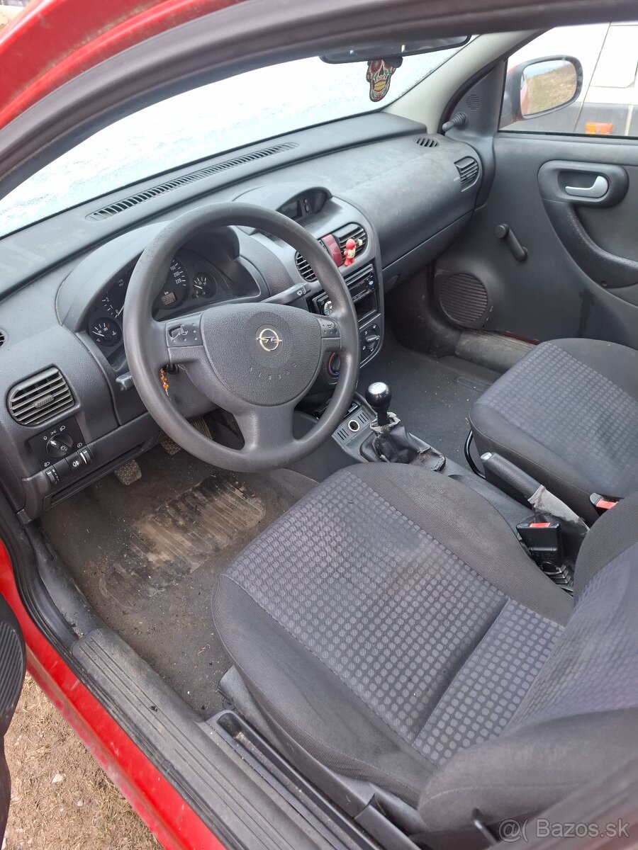 Opel corsa 1.0 - 5