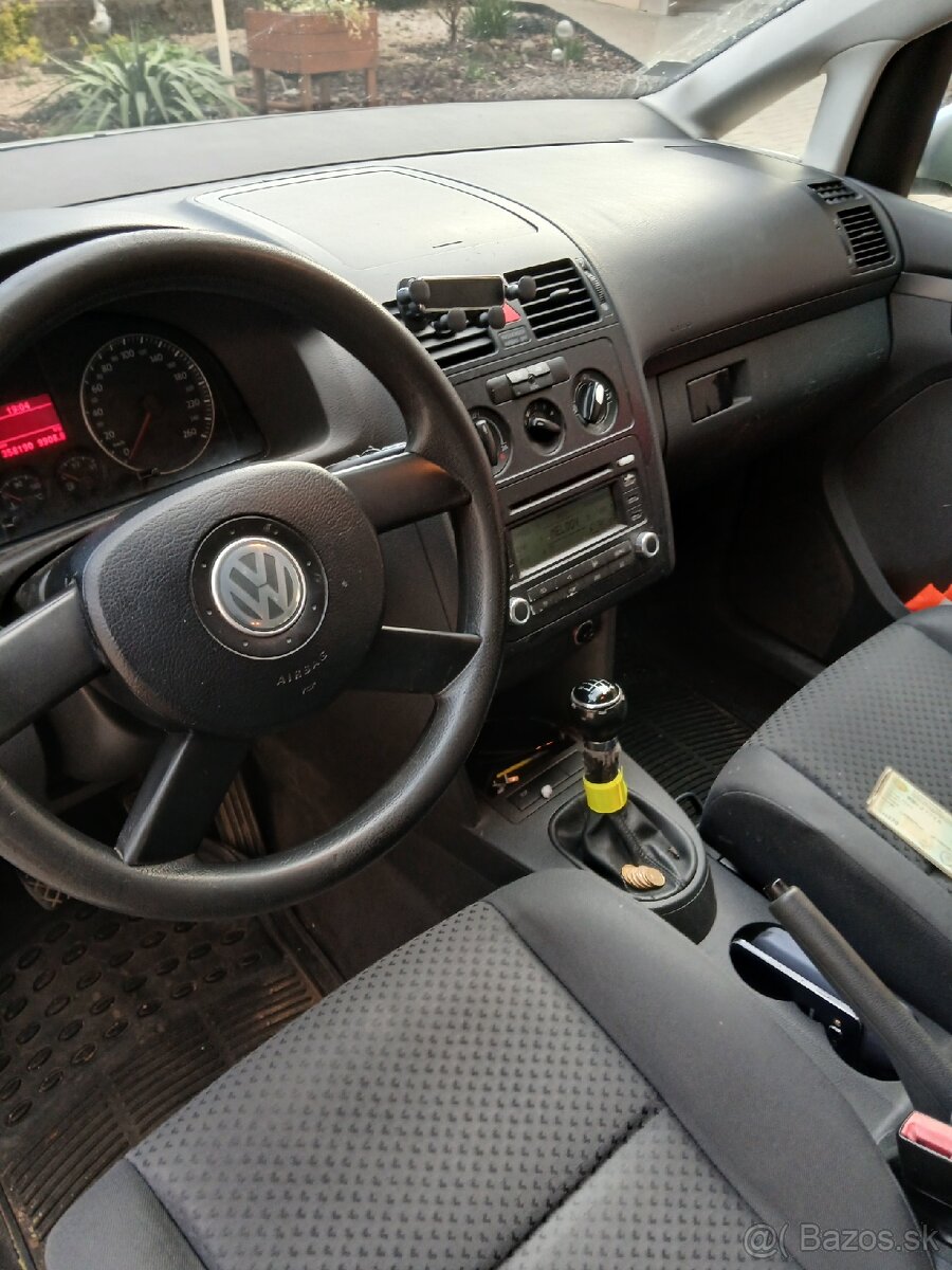 Volkswan touran - 5