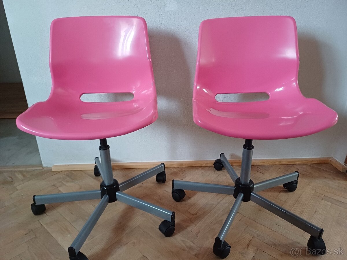 Komody , nočný stolík, rohová skriňa - 5