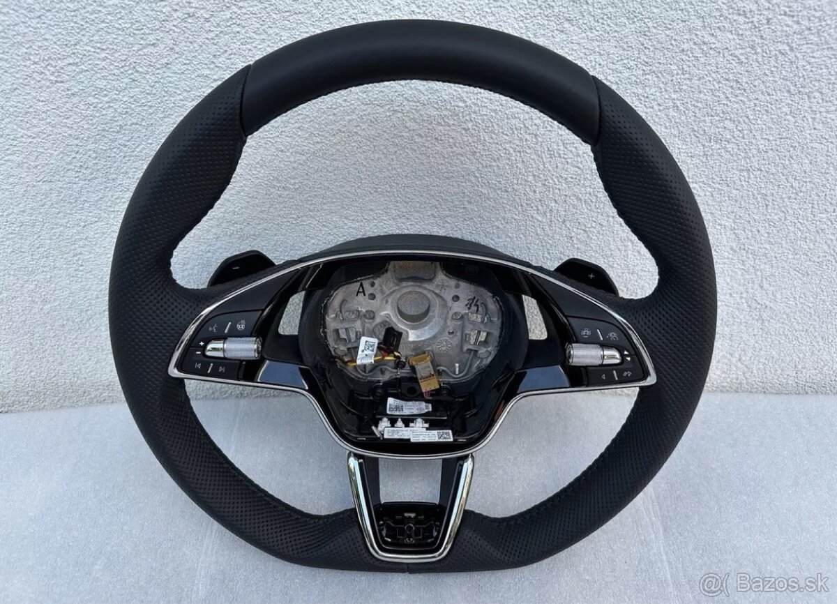 Volant zrezany dsg skoda octavia IV vyhrievany RS - 5